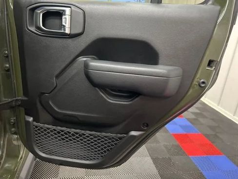 Used 2024 Jeep Wrangler Unlimited Sport AWD/4WD image 14