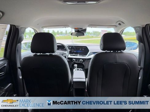 New 2026 Chevrolet Trax LT w/ Driver Confidence Package FWD image 24