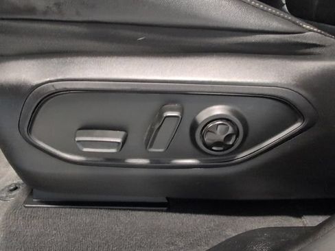 Used 2023 Jeep Grand Cherokee Limited AWD/4WD image 13