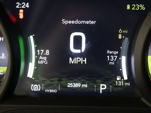 Used 2024 Jeep Wrangler Unlimited image 18