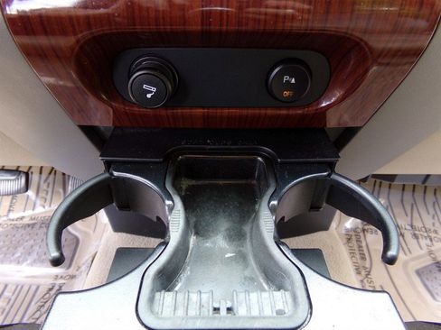 Used 2005 Ford F150 Lariat image 41