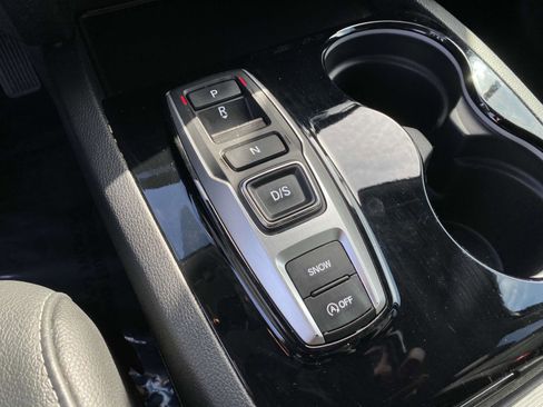 Used 2021 Honda Pilot Touring image 31