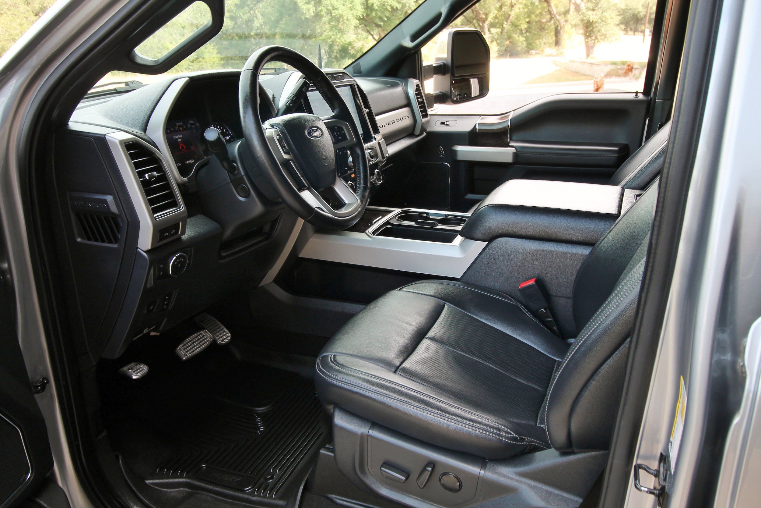 Used 2022 Ford F250 Lariat w/ Lariat Ultimate Package AWD/4WD image 22
