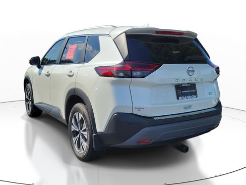 Certified 2023 Nissan Rogue SV w/ SV Premium B Package FWD image 5