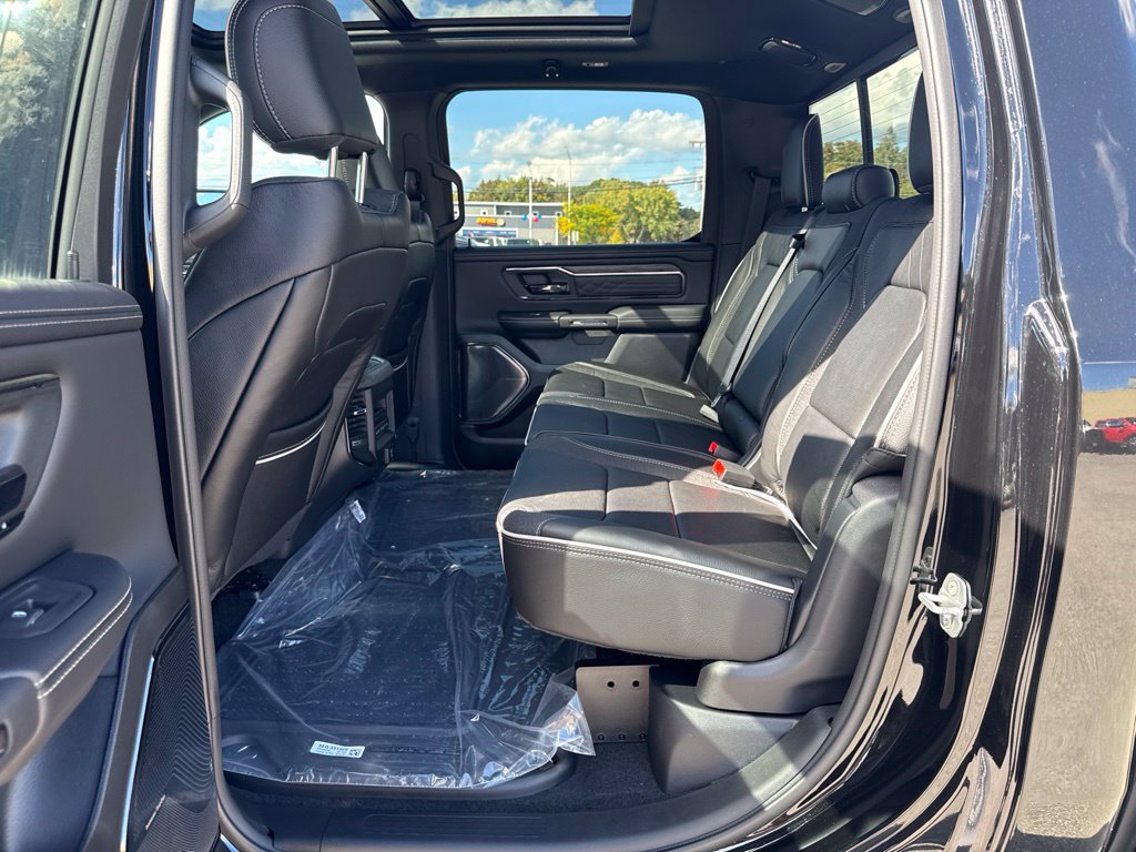 New 2027 RAM 1500 Limited AWD/4WD image 23