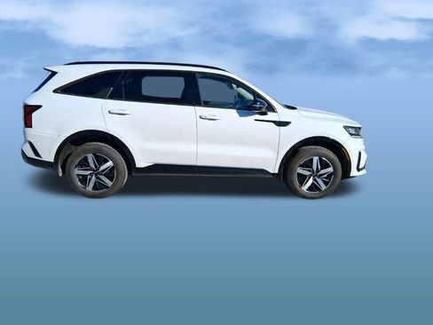 Used 2021 Kia Sorento EX image 8