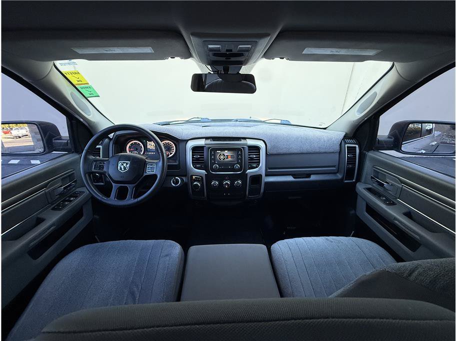 Used 2017 RAM 1500 Classic SLT RWD image 7