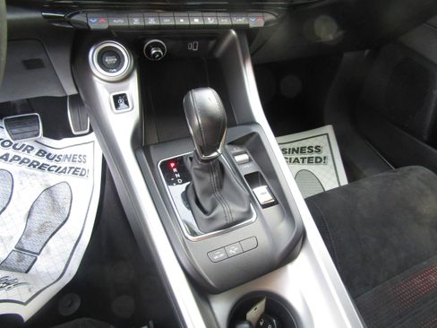 Used 2024 Dodge Hornet GT image 16