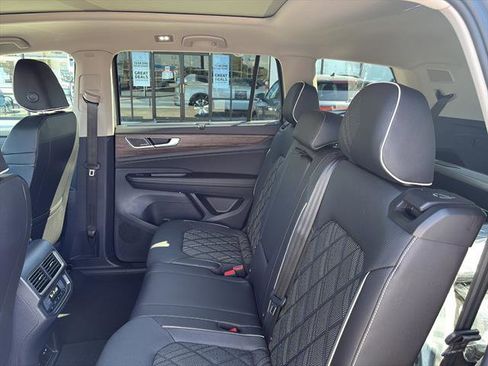 New 2026 Volkswagen Atlas SEL Premium R-Line AWD/4WD image 15