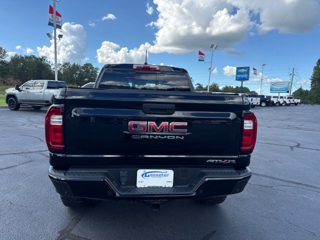 Used 2023 GMC Canyon AT4X AWD/4WD image 4