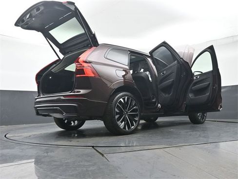 Used 2026 Volvo XC60 B5 Ultra w/ Protection Package Premier image 55