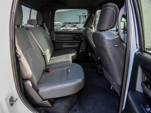 Used 2024 RAM 3500 Tradesman w/ Chrome Appearance Group AWD/4WD image 20