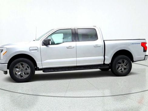 Used 2023 Ford F150 Lightning XLT w/ Equipment Group 312A High AWD/4WD image 8
