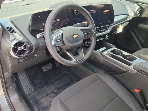 New 2026 Chevrolet Equinox EV LT image 20