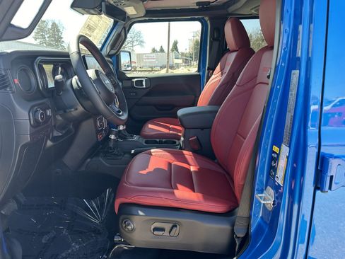 New 2024 Jeep Wrangler Unlimited Rubicon 392 image 16
