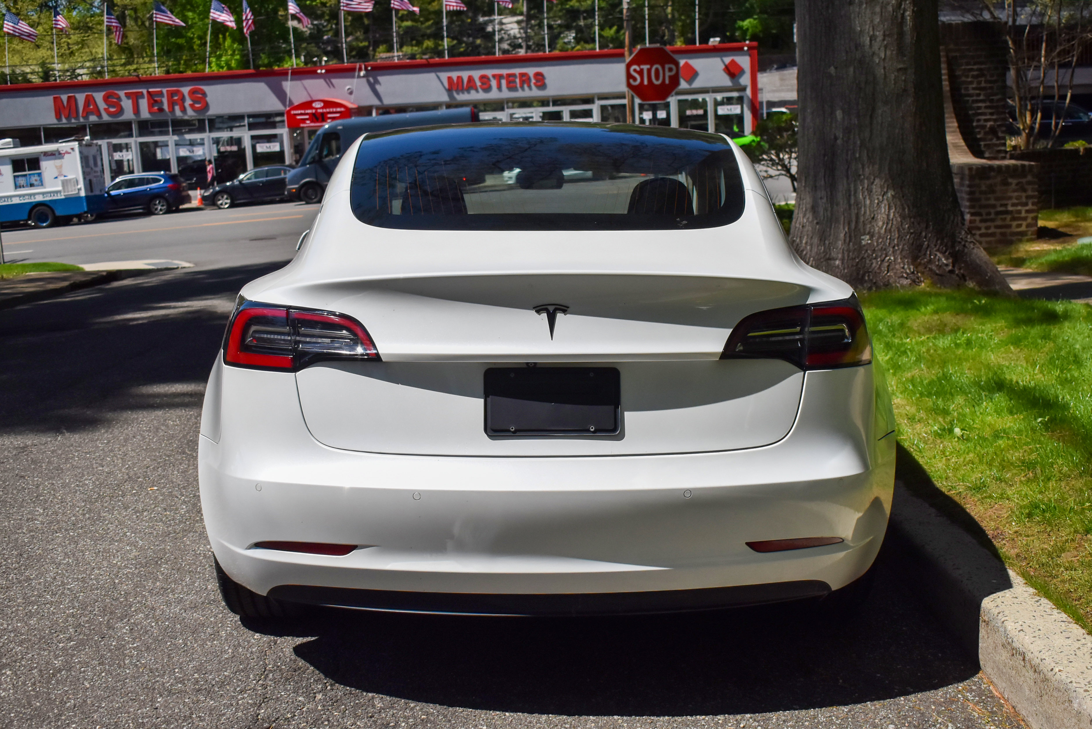 Used 2020 Tesla Model 3 Standard Range RWD image 8