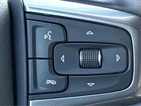 Used 2024 Chevrolet Tahoe Premier AWD/4WD image 15