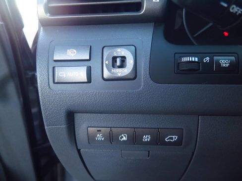 Used 2008 Lexus LX 570 4WD image 36