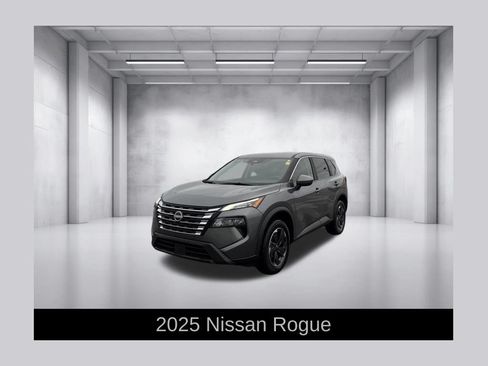 Used 2025 Nissan Rogue SV AWD/4WD image 1