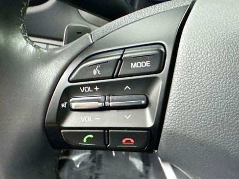 Used 2018 Hyundai Ioniq SEL image 8