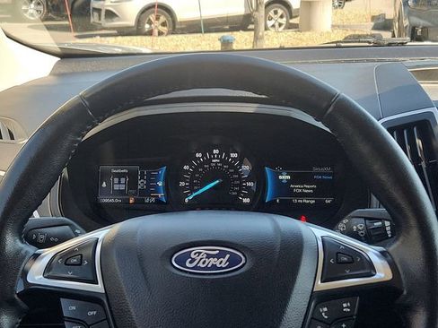 Certified 2022 Ford Edge SEL w/ Convenience Package AWD/4WD image 14