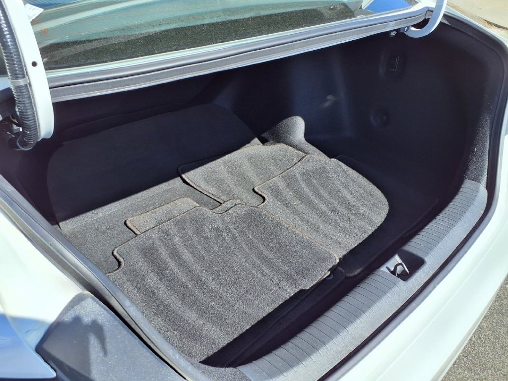 Used 2024 Honda Accord LX image 10
