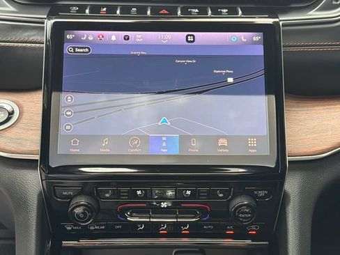 Used 2022 Jeep Grand Cherokee L Summit w/ Luxury Tech Group V RWD image 29