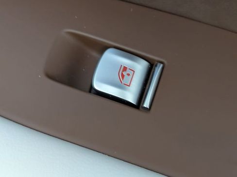 Used 2024 BMW XM AWD/4WD image 33