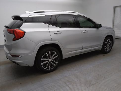 Used 2018 GMC Terrain Denali w/ Advanced Safety Package image 10