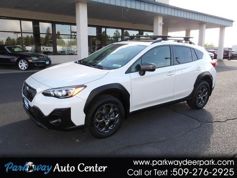 Used 2022 Subaru Crosstrek 2.5i Sport w/ Moonroof Package image 1