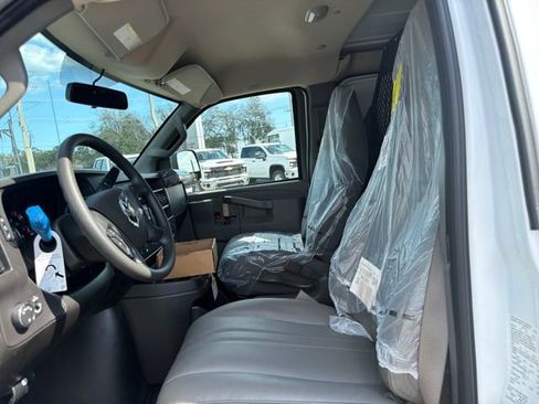 New 2026 Chevrolet Express 2500 Work Van 3D Cargo Van w/ Driver Convenience Package RWD image 21