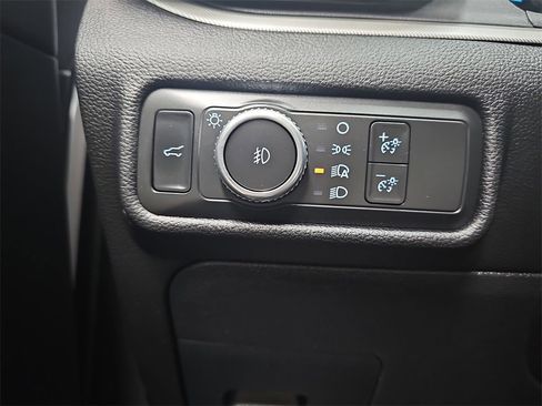 Used 2021 Ford Explorer XLT w/ Equipment Group 202A image 25