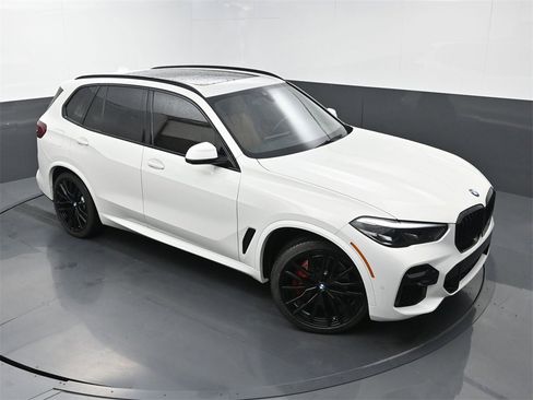 Used 2022 BMW X5 sDrive40i w/ M Sport Package image 35