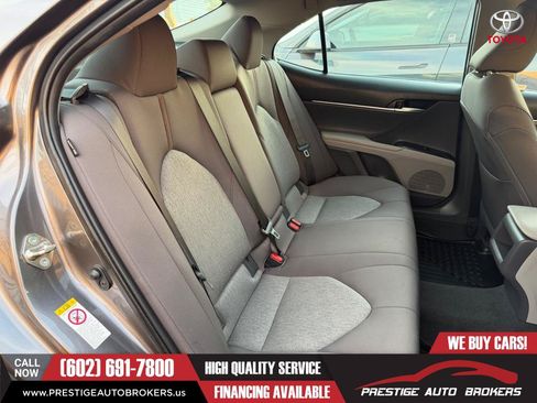 Used 2019 Toyota Camry LE w/ Convenience Package FWD image 20