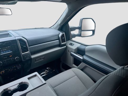 Used 2018 Ford F350 XLT w/ Snow Plow Prep Package AWD/4WD image 22