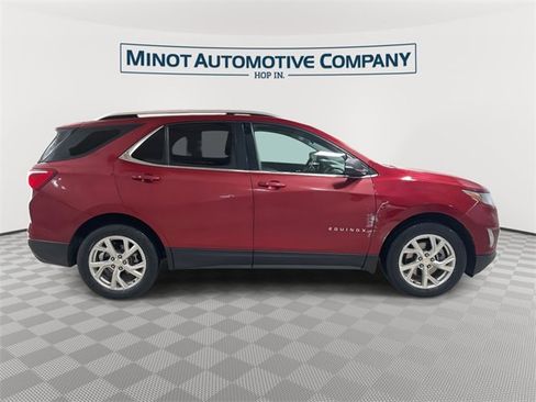 Used 2019 Chevrolet Equinox LT image 9