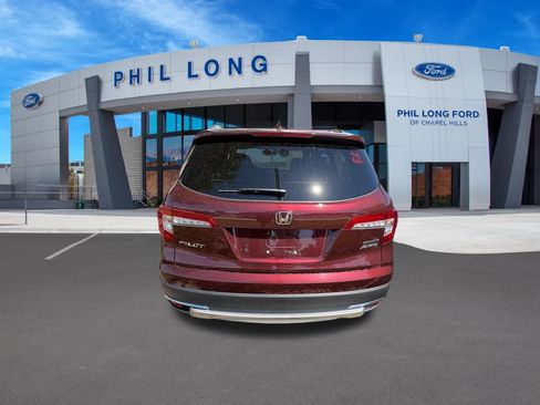 Used 2022 Honda Pilot Touring image 4