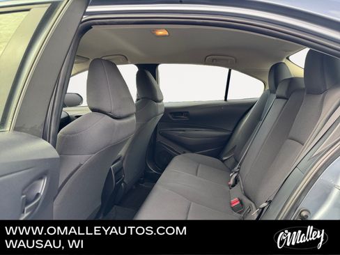 Used 2022 Toyota Corolla LE FWD image 11