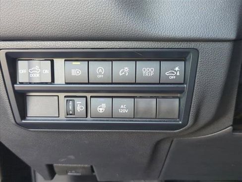 Used 2023 Toyota Tundra Limited image 23