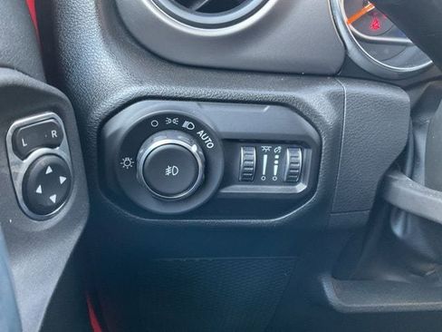 Used 2021 Jeep Wrangler Unlimited Sport image 25