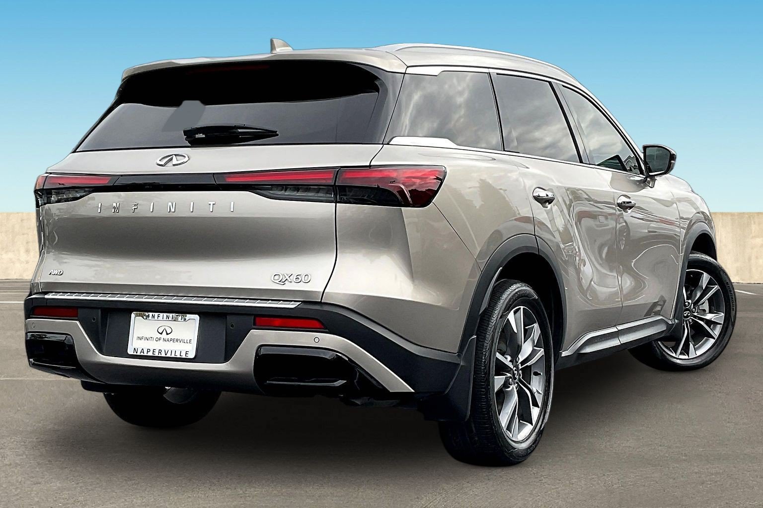 Certified 2023 INFINITI QX60 Luxe w/ Cargo Package AWD/4WD image 5