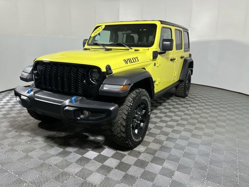 Used 2023 Jeep Wrangler Unlimited w/ Cold Weather Group AWD/4WD image 4