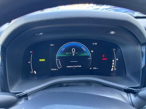 Used 2025 Toyota Camry LE FWD image 34