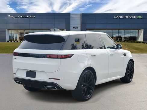 New 2026 Land Rover Range Rover Sport Dynamic SE AWD/4WD image 3