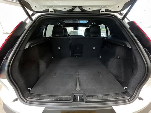 Used 2023 Volvo XC40 Recharge Plus AWD/4WD image 24