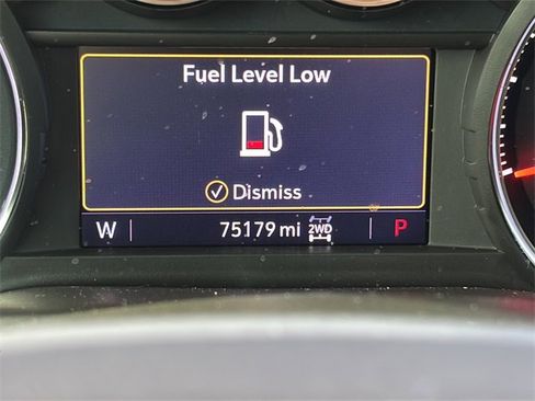 Used 2021 Chevrolet Silverado 1500 RST image 25