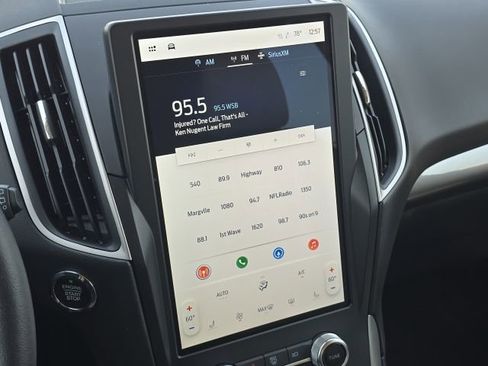 Used 2024 Ford Edge SEL w/ Convenience Package image 29