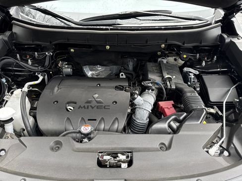 Used 2024 Mitsubishi Outlander Sport LE image 15