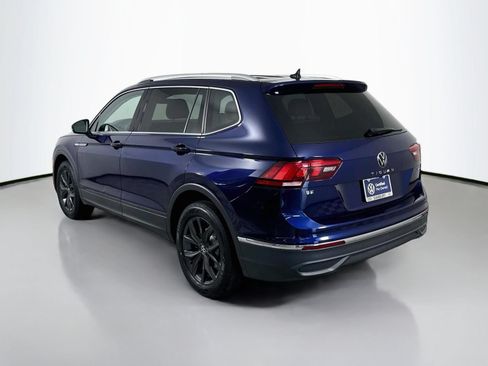 Certified 2024 Volkswagen Tiguan SE AWD/4WD image 3