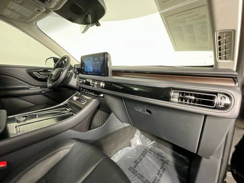 Used 2025 Lincoln Aviator Reserve image 19